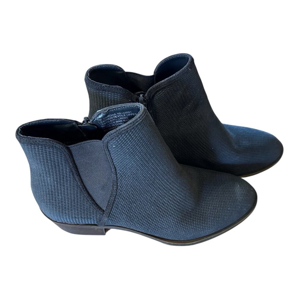 Kensie Gerona Black Textured Ankle Boots Women's Size 7 Chelsea Booties